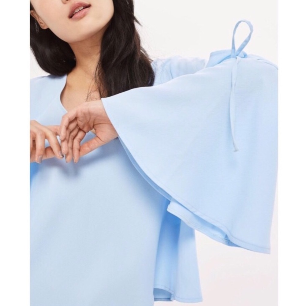 Beautiful Blue Topshop Trumpet Bell Sleeve Blouse